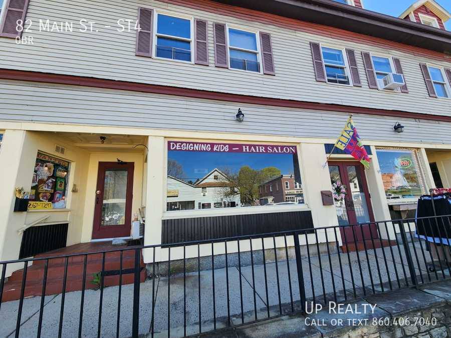 Apartment for rent at 82 Main St, East Hampton, CT 06424