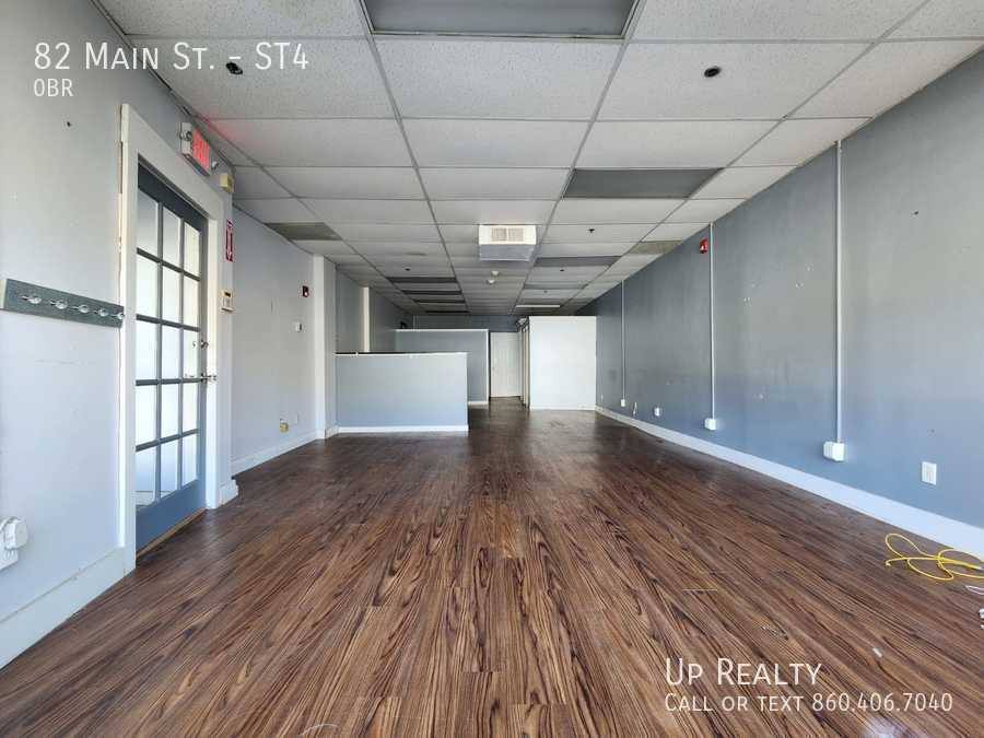 Apartment for rent at 82 Main St, East Hampton, CT 06424