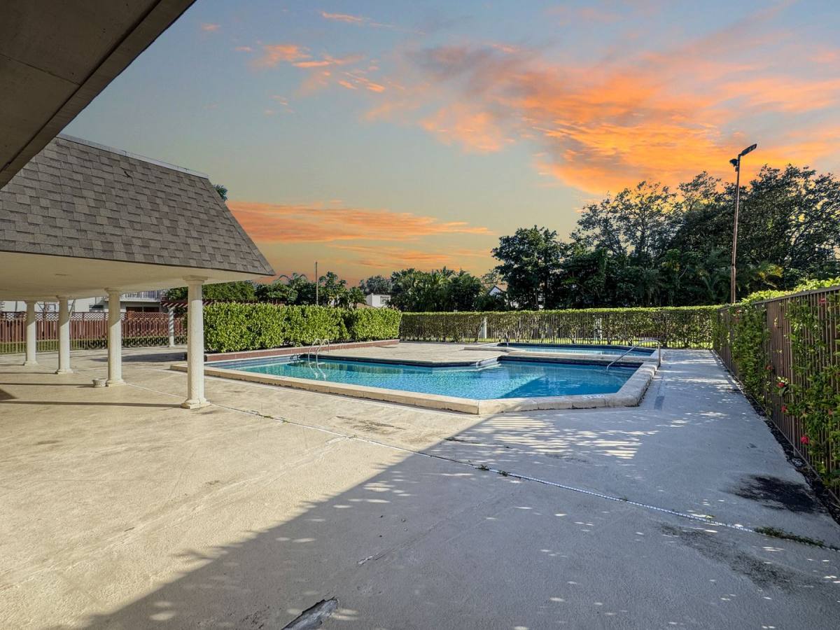 Condo for rent at 8475 SW 94th St #317E, Miami, FL 33156