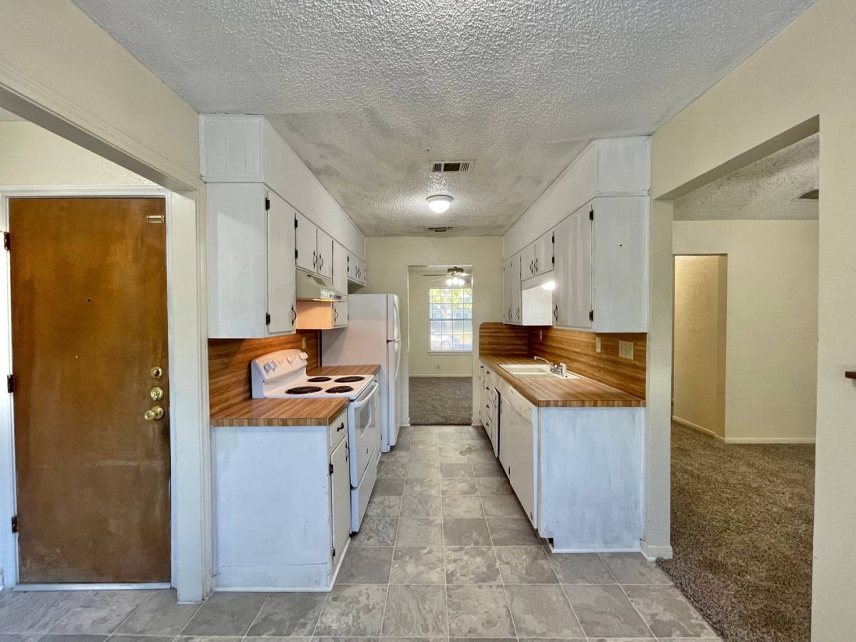House for rent at 2402 Kirk Circle, Killeen, TX 76543