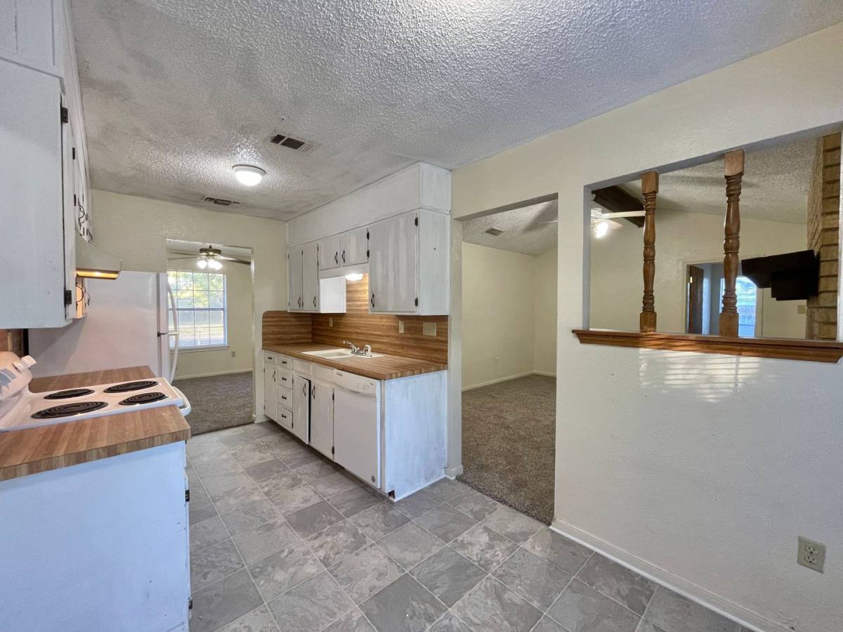 House for rent at 2402 Kirk Circle, Killeen, TX 76543
