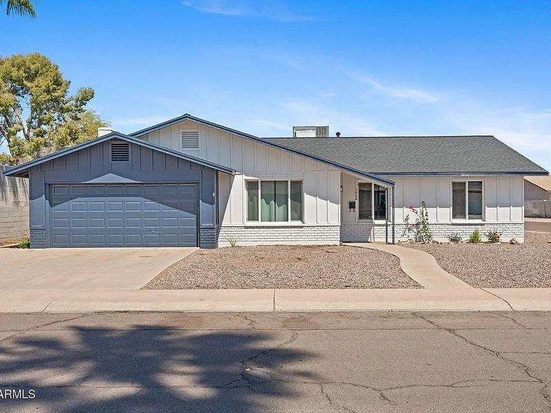 House for rent at 1664 E Del Rio Dr, Tempe, AZ 85282