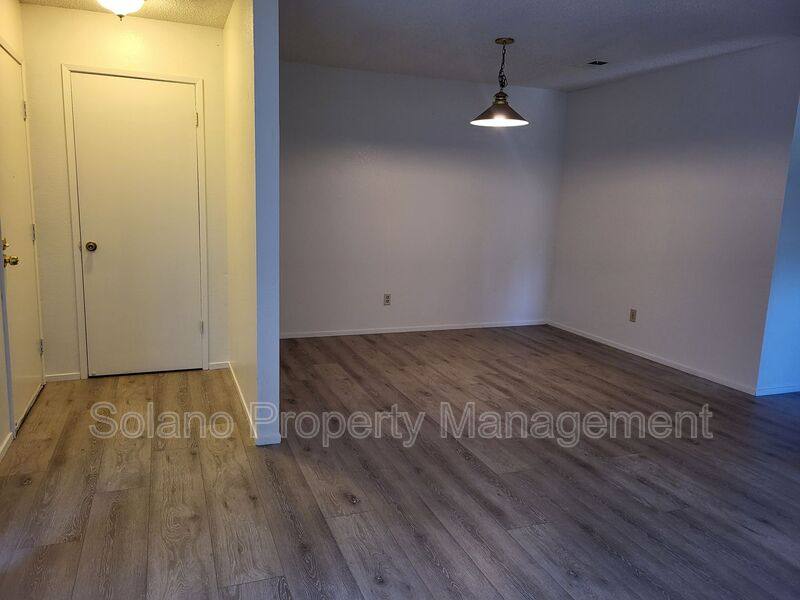 Apartment for rent at 818 E Tabor Ave #8, Fairfield, CA 94533