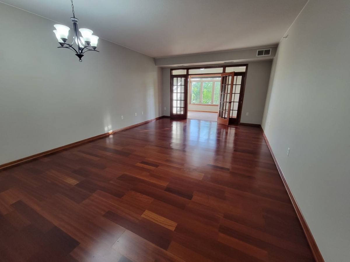 Condo for rent at 3251 Louisiana Ave S, Minneapolis, MN 55426