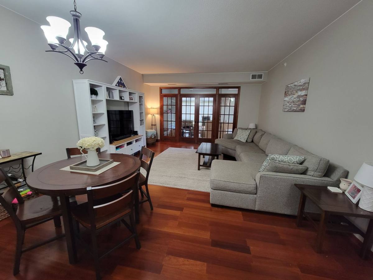 Condo for rent at 3251 Louisiana Ave S, Minneapolis, MN 55426