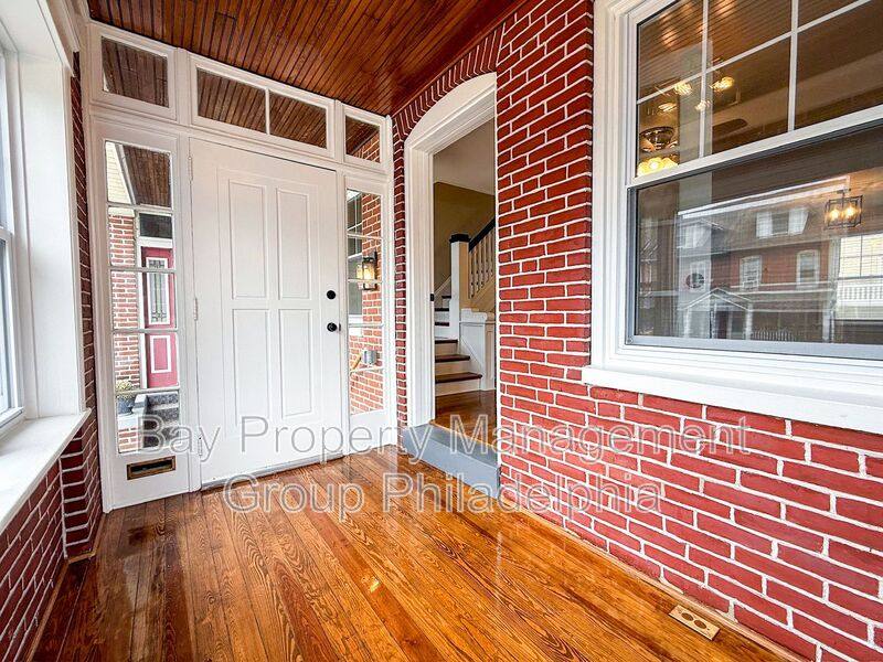 Townhouse for rent at 412 1st Ave, Phoenixville, PA 19460
