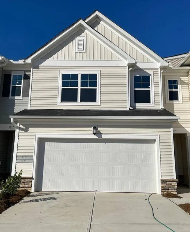 Townhouse for rent at 5019 Arkose Dr, Raleigh, NC 27610