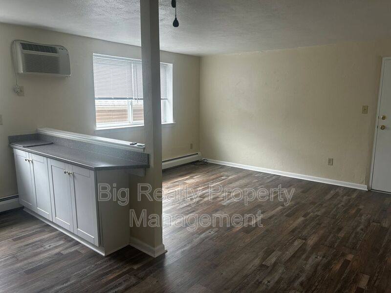 Apartment for rent at 120 N Penn St #B-6, Spring City, PA 19475