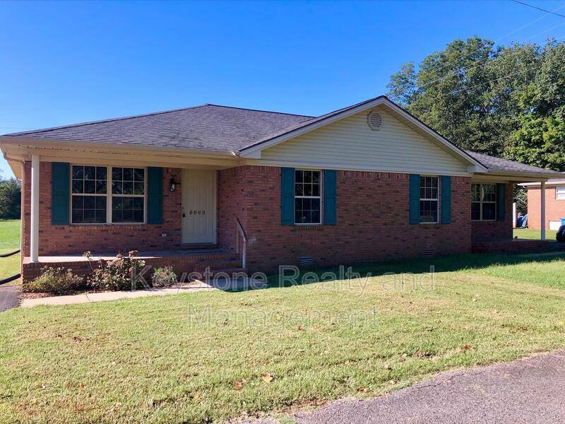 Apartment for rent at 5869 Julien Rd, Hopkinsville, KY 42240