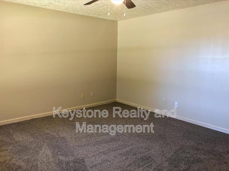 Apartment for rent at 5869 Julien Rd, Hopkinsville, KY 42240