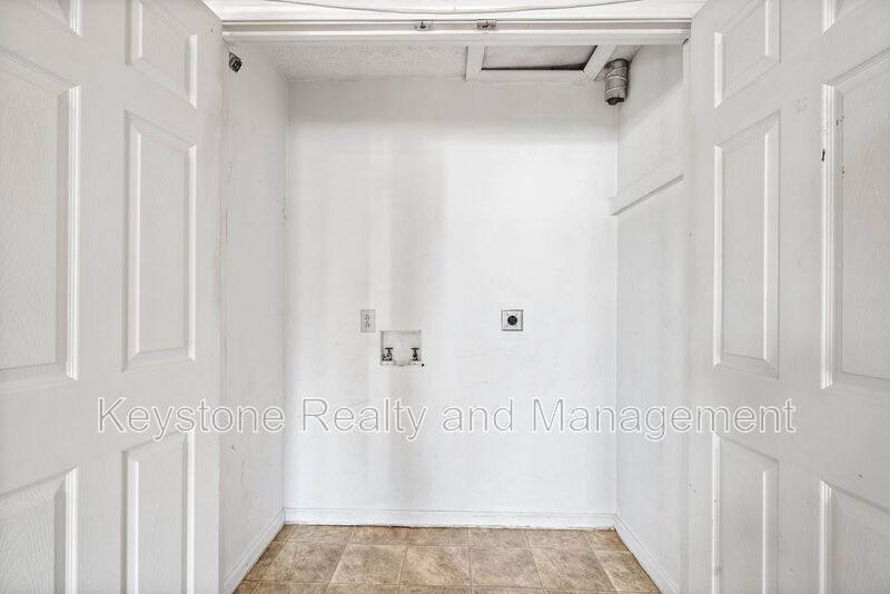 Apartment for rent at 308 Thompsonville Lane #803, Oak Grove, KY 42262