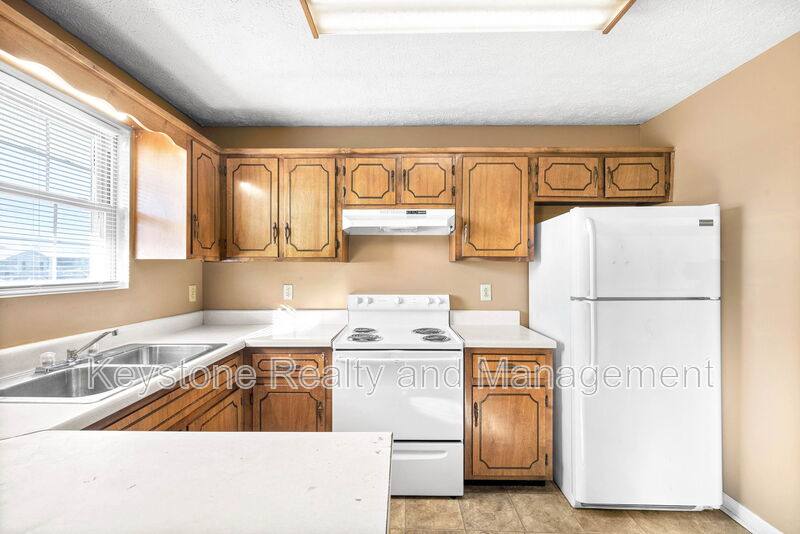 Apartment for rent at 308 Thompsonville Lane #803, Oak Grove, KY 42262