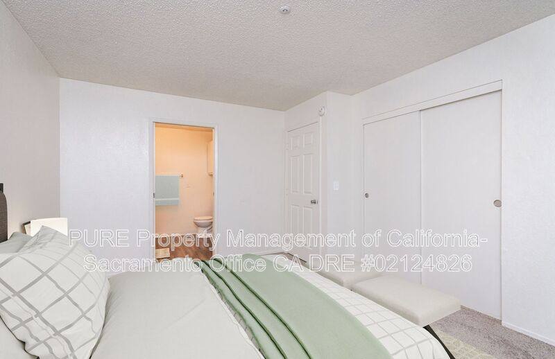 Apartment for rent at 1621 Hood Rd #13, Sacramento, CA 95825