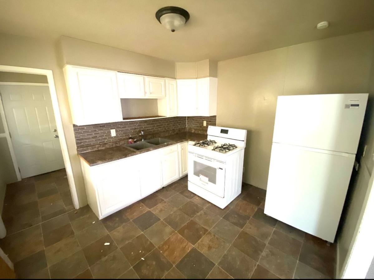 House for rent at 2716 Huntington, Lake Station, IN 46405