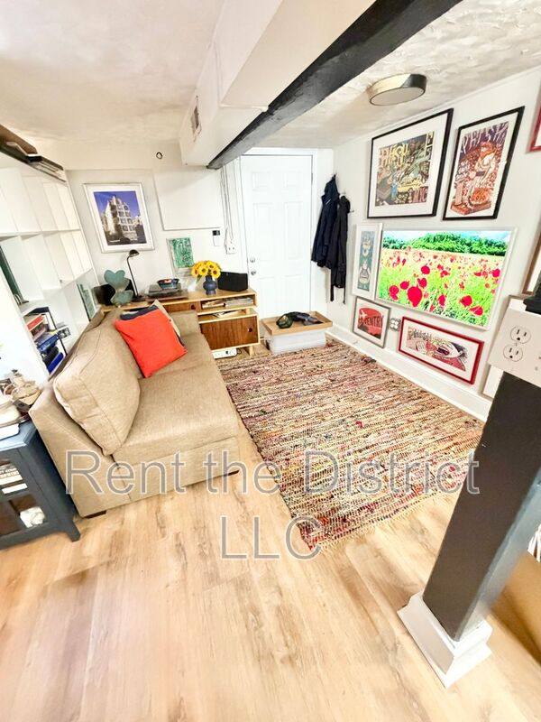 Townhouse for rent at 420 Q St NW, Washington, DC 20001