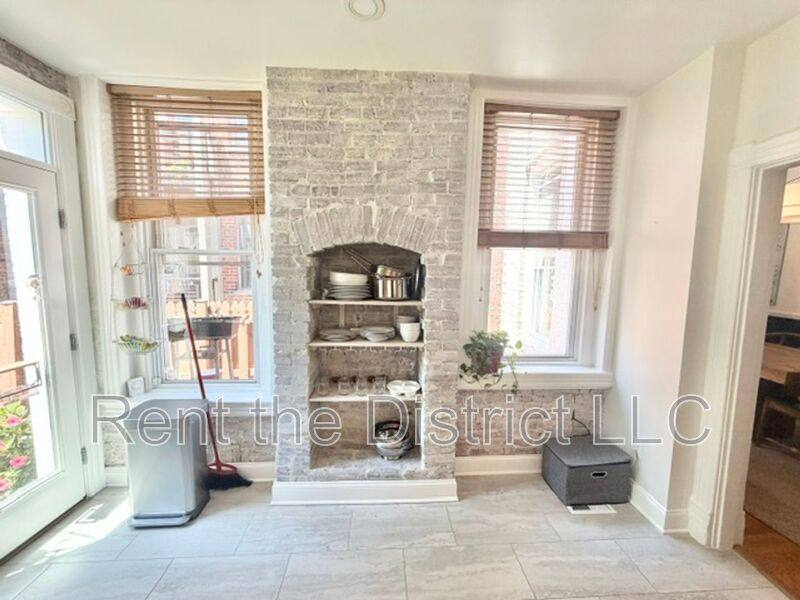 Townhouse for rent at 420 Q St NW, Washington, DC 20001
