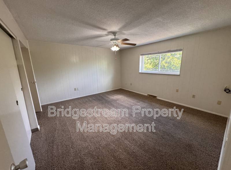 Apartment for rent at 519-2C Heather, Dayton, OH 45405