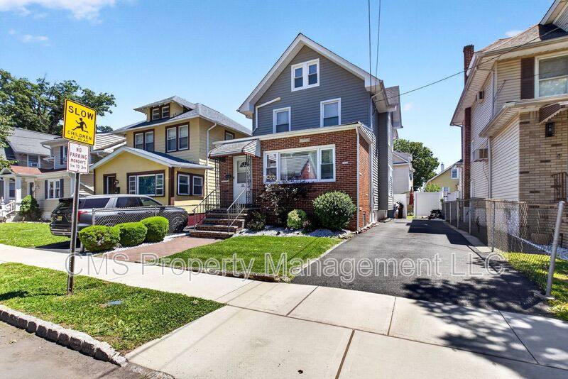 House for rent at 139 Dalton St, Roselle Park, NJ 07204