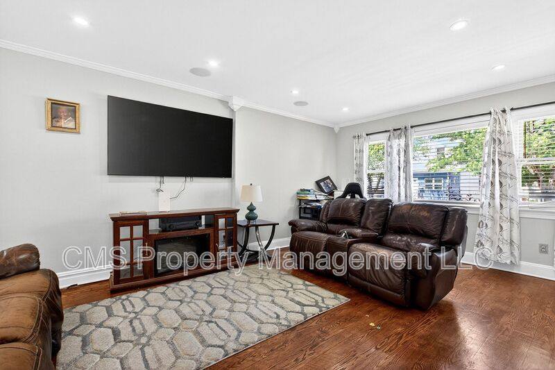 House for rent at 139 Dalton St, Roselle Park, NJ 07204