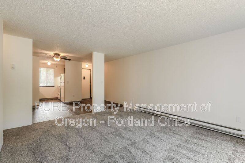 Apartment for rent at 14202 NE Sandy Blvd #H-14, Portland, OR 97230