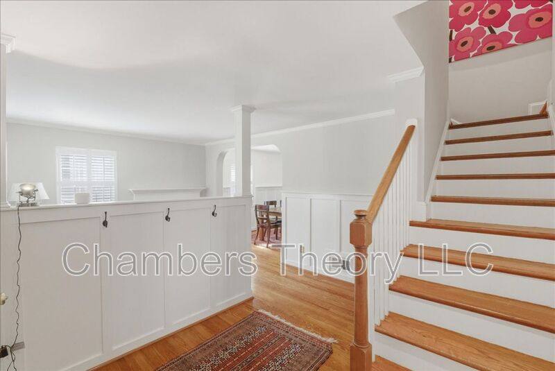 House for rent at 6238 27th St N, Arlington, VA 22207