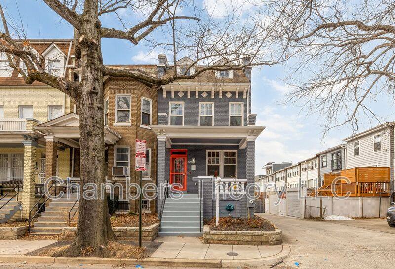 House for rent at 2124 N Capitol St NW, Washington, DC 20002