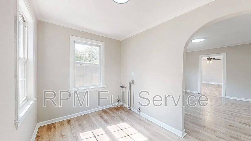 House for rent at 246 E Woodrow St, Gallatin, TN 37066