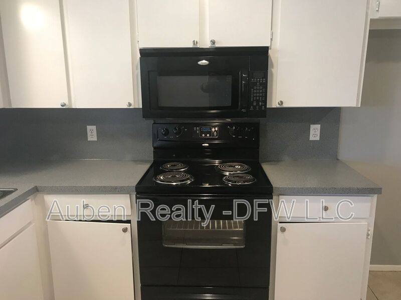 Apartment for rent at 509 S Beverly St #3, Crowley, TX 76036