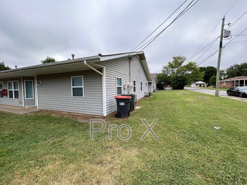 Apartment for rent at 407 Park St #D, Springdale, AR 72764