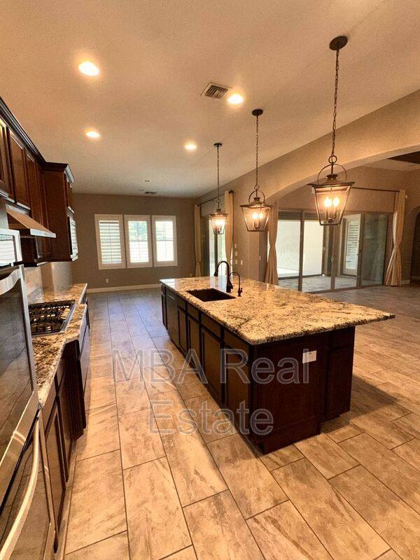House for rent at 3902 S White Dr, Chandler, AZ 85286
