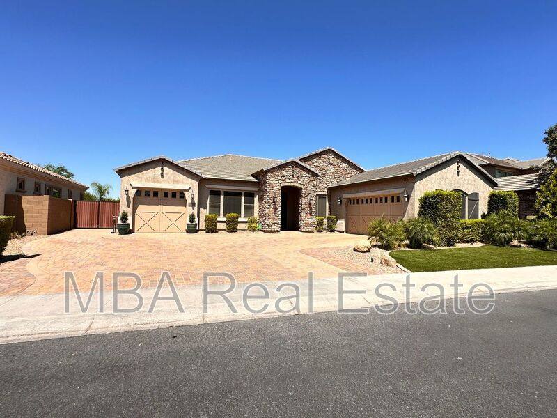House for rent at 3902 S White Dr, Chandler, AZ 85286