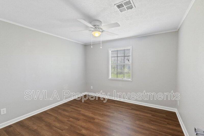House for rent at 5921 Bennie Lane, Lake Charles, LA 70605