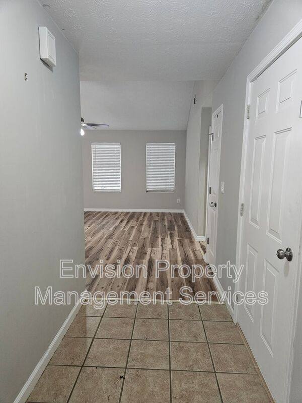 House for rent at 479 Lakeshore Dr, Stockbridge, GA 30281