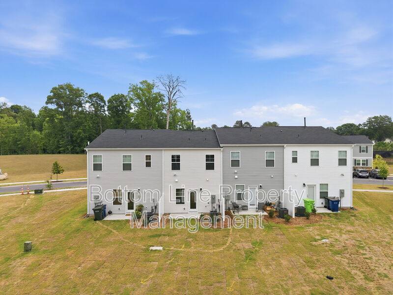 Townhouse for rent at 2495 Tonoloway Dr, Raleigh, NC 27610