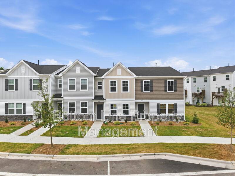 Townhouse for rent at 2495 Tonoloway Dr, Raleigh, NC 27610