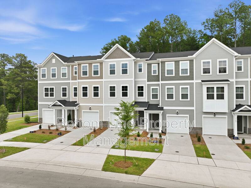 Townhouse for rent at 3146 Gypsum Dr, Durham, NC 27703