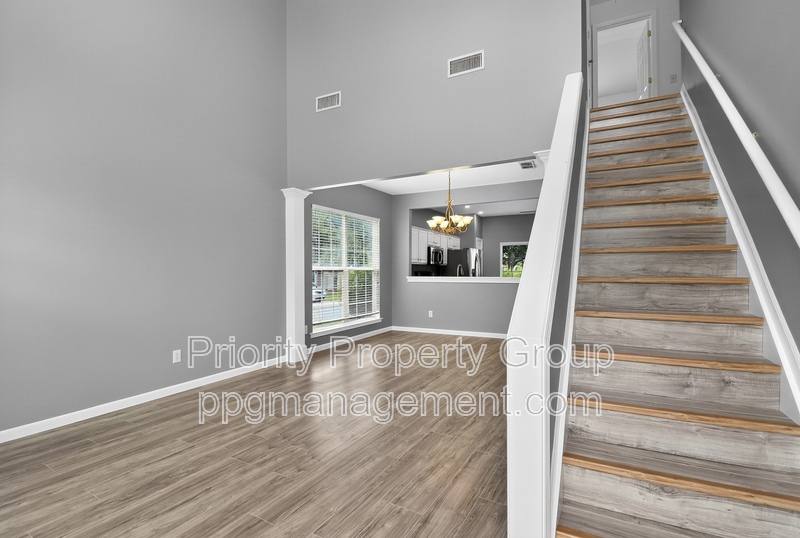 House for rent at 2005 McKenzie Creek Dr, Charlotte, NC 28270