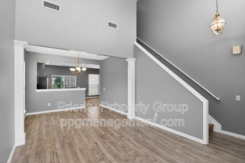 House for rent at 2005 McKenzie Creek Dr, Charlotte, NC 28270