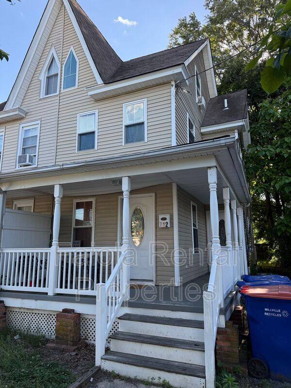 House for rent at 712 N 4th St, Millville, NJ 08332