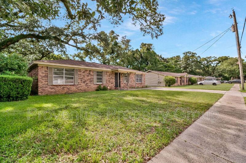 House for rent at 3214 Palmdale Ave, Pensacola, FL 32526