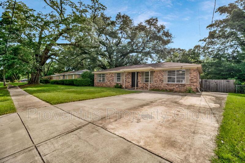 House for rent at 3214 Palmdale Ave, Pensacola, FL 32526