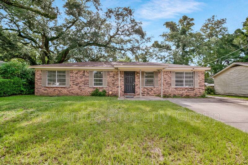 House for rent at 3214 Palmdale Ave, Pensacola, FL 32526