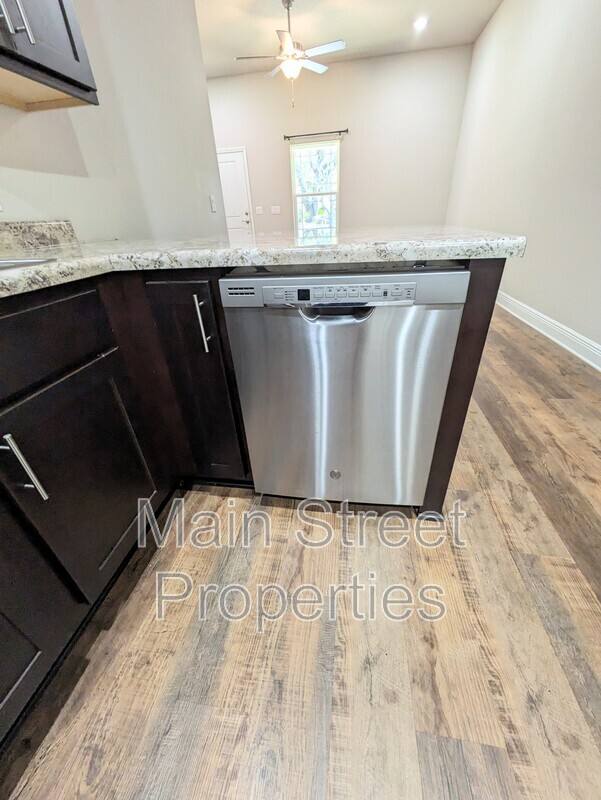 Apartment for rent at 7799 Ira Dr #B, Pensacola, FL 32514