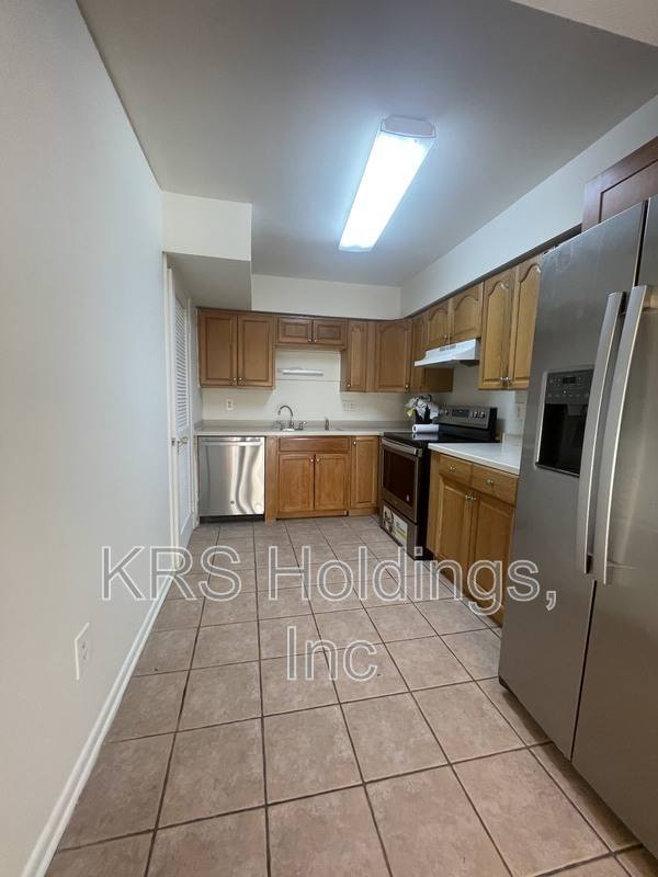 Apartment for rent at 3828 Miramonte Place #B, Alexandria, VA 22309