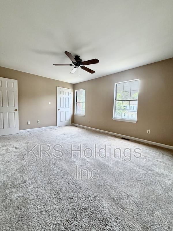 Townhouse for rent at 2316 Finch Court, Charlottesville, VA 22911