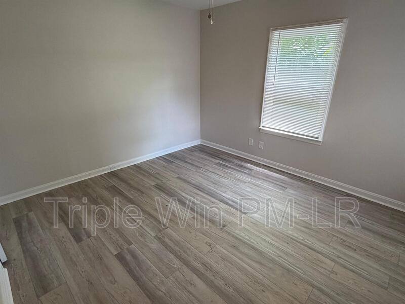 House for rent at 2205 S Martin St, Little Rock, AR 72204