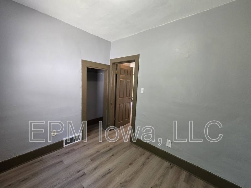 House for rent at 519 Adams St, Waterloo, IA 50703