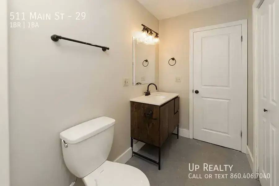 Apartment for rent at 511 Main St, West Haven, CT 06516