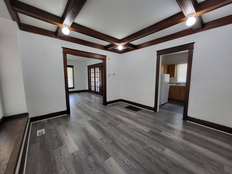 Apartment for rent at 523 W Maple Ave #1A, Independence, MO 64050