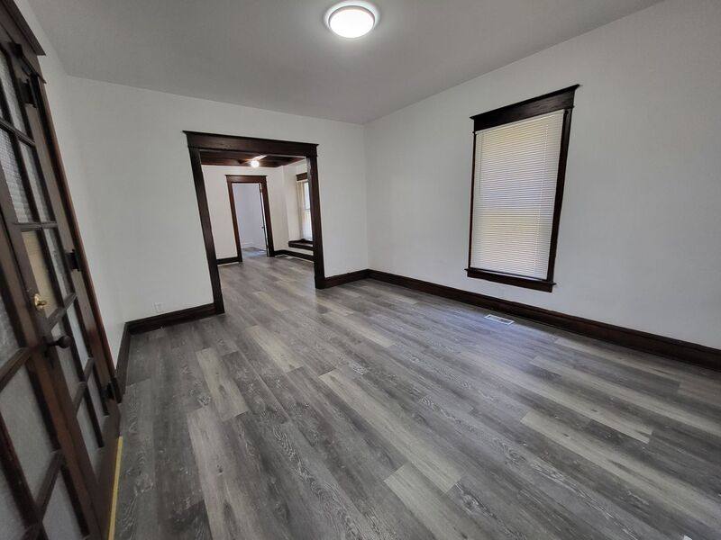 Apartment for rent at 523 W Maple Ave #1A, Independence, MO 64050